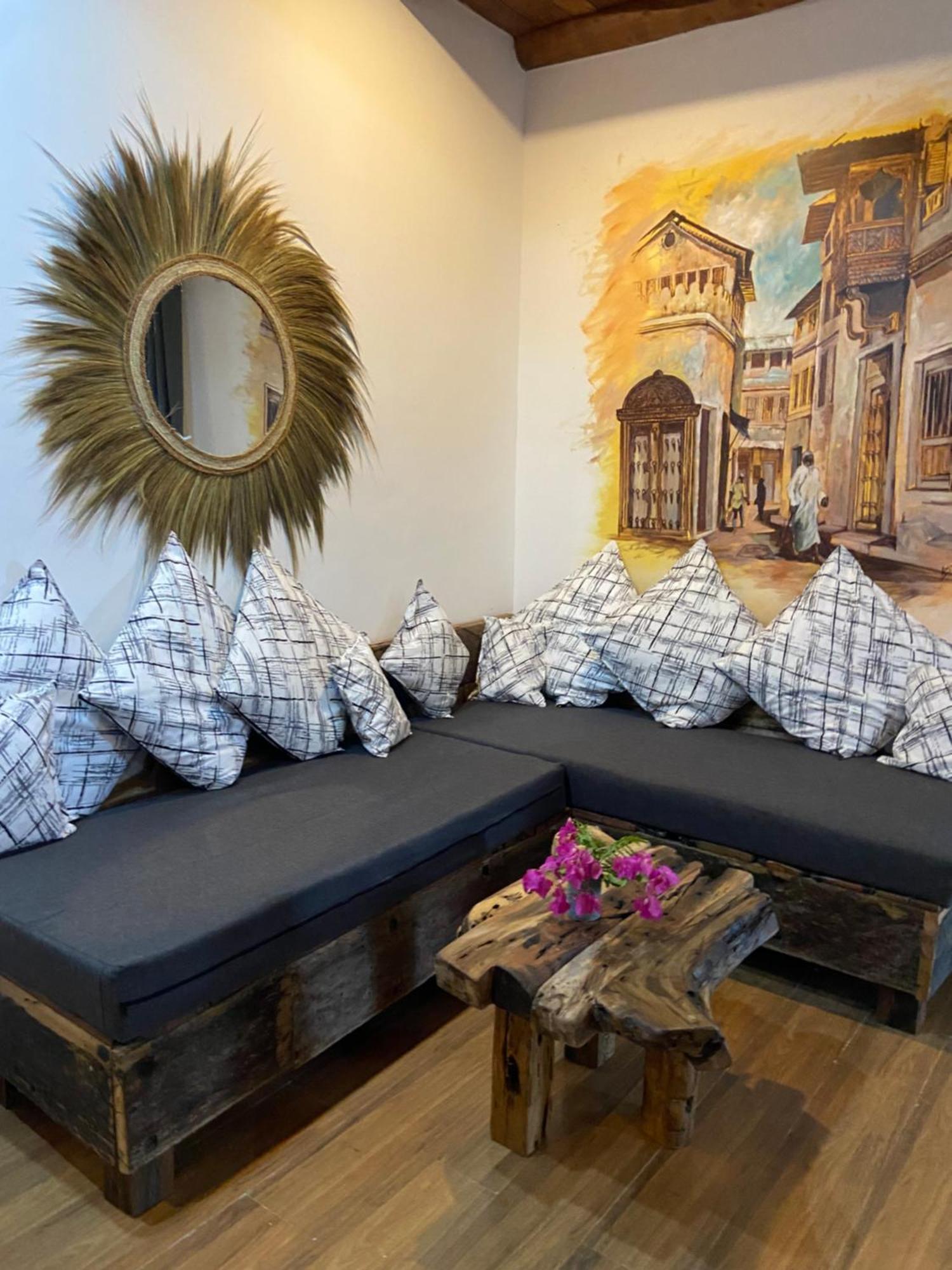 Waka Waka Bed & Breakfast Làng Làng Pwani Mchangani Ngoại thất bức ảnh